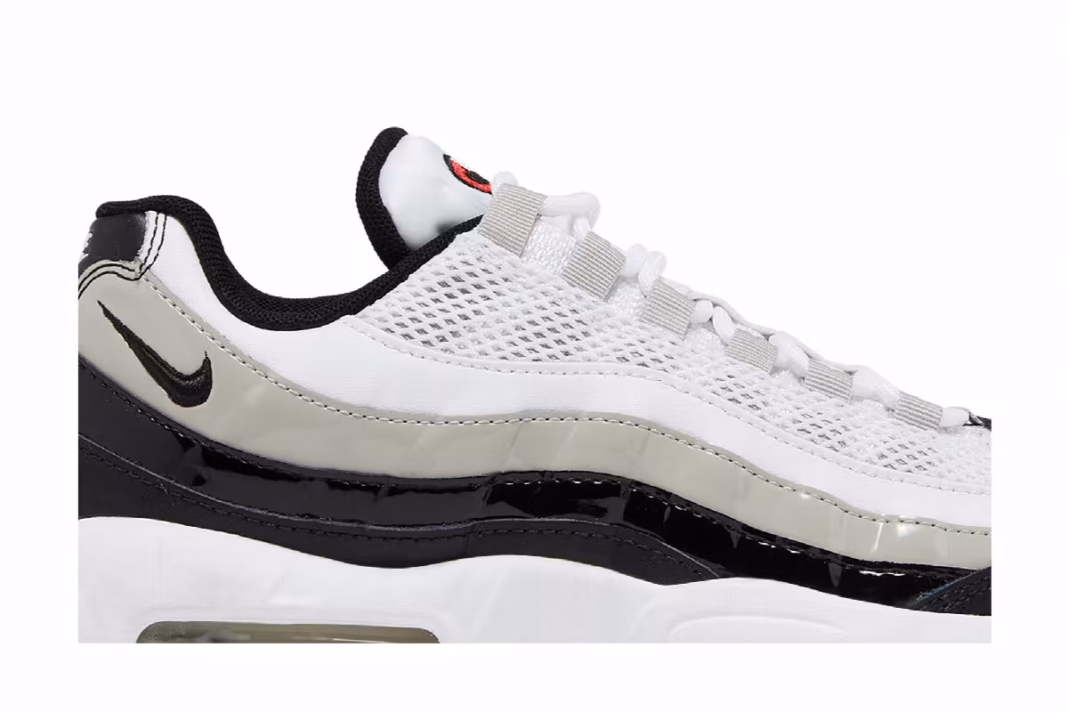 Nike Women's Air Max 95 Light Iron Ore Black, view 3