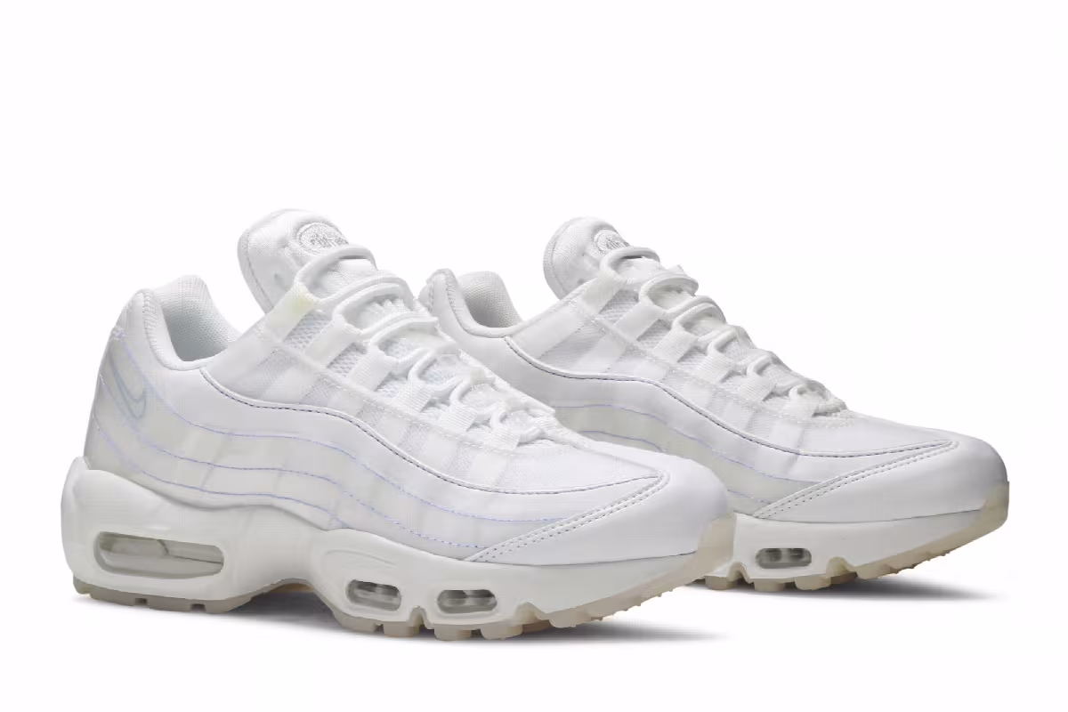 Nike Women's Air Max 95 SE Summit White, view 9