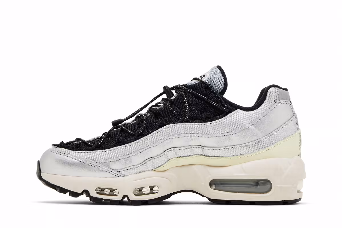 Nike Women's Air Max 95 Speed Lacing - Metallic Silver, view 4