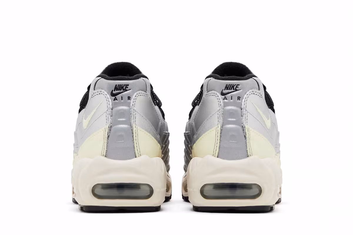 Nike Women's Air Max 95 Speed Lacing - Metallic Silver, view 7