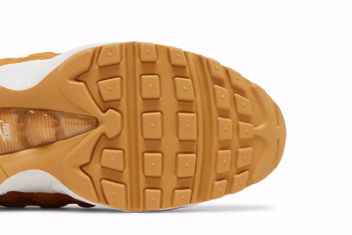 Nike Women's Air Max 95 Wheat, view 6