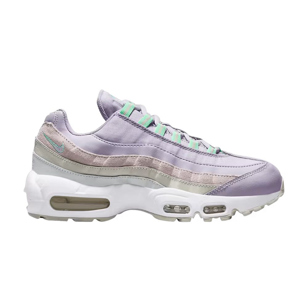 Nike Women's Air Max 95 Easter