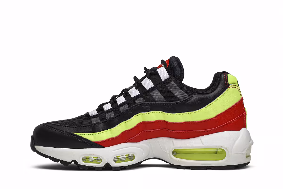 Nike Women's Air Max 95 Neon Red, view 4