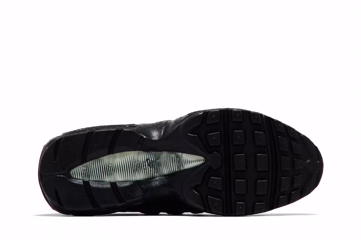 Nike Women's Air Max 95 iD, view 5