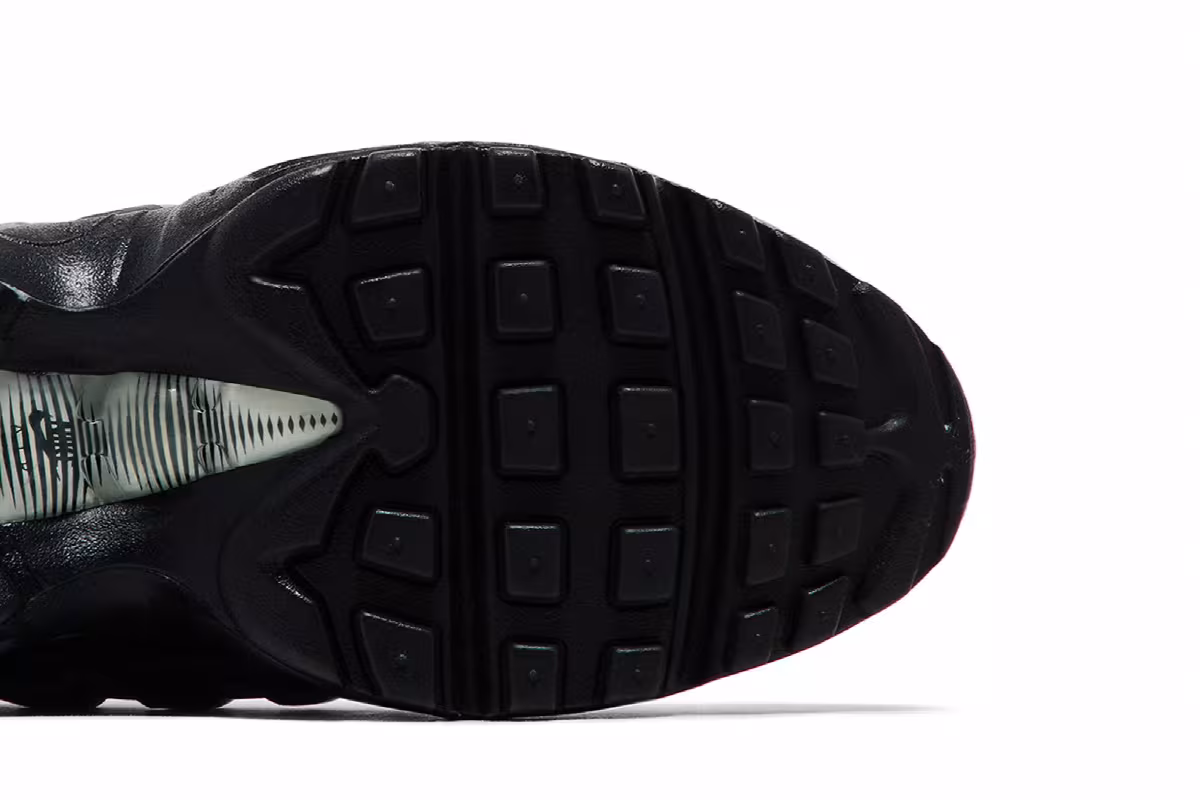 Nike Women's Air Max 95 iD, view 6