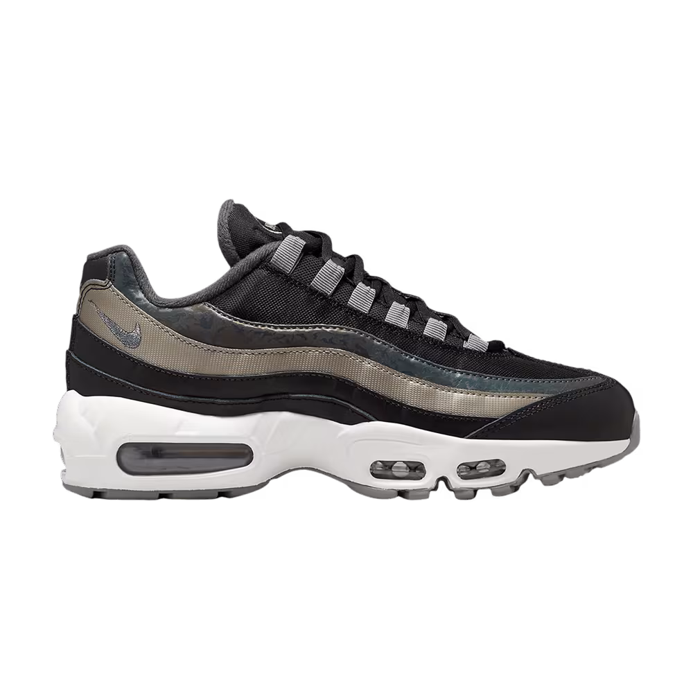 Nike Women's Air Max 95 Reflective Iridescent Camo