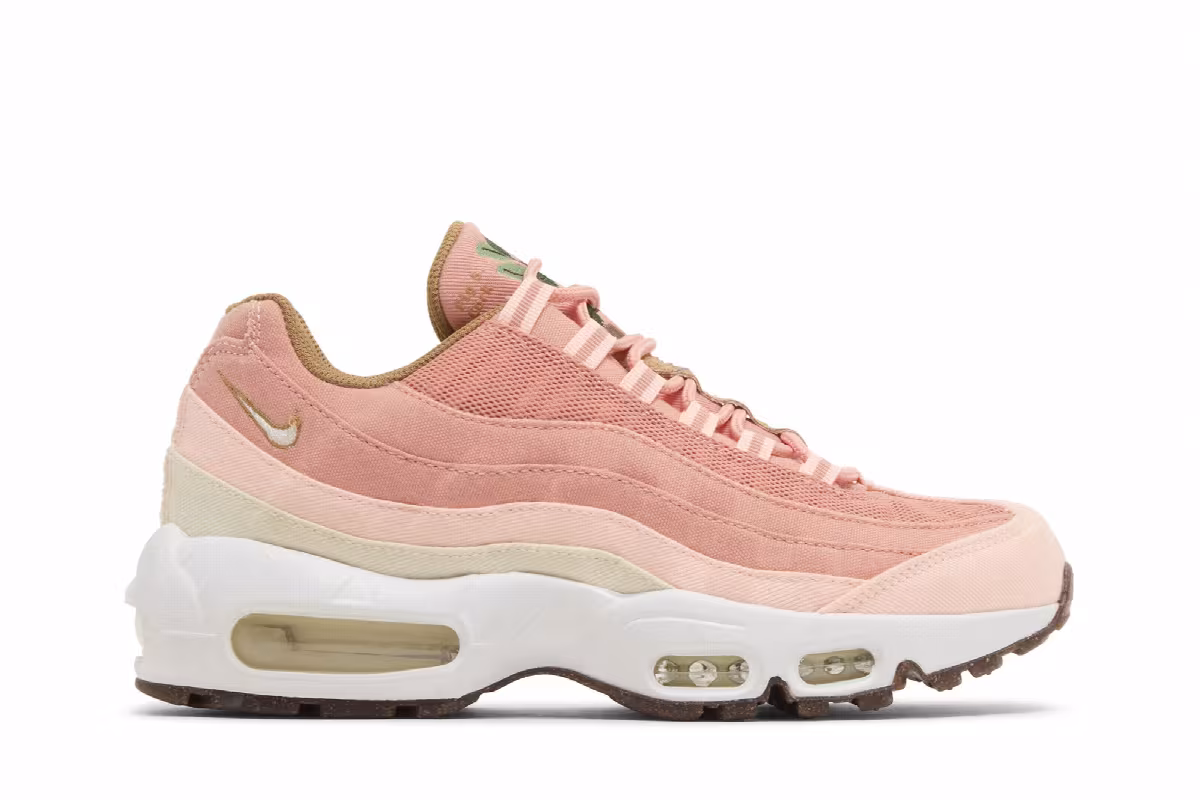 Nike Women's Air Max 95 SE Cork - Apricot Agate, view 2