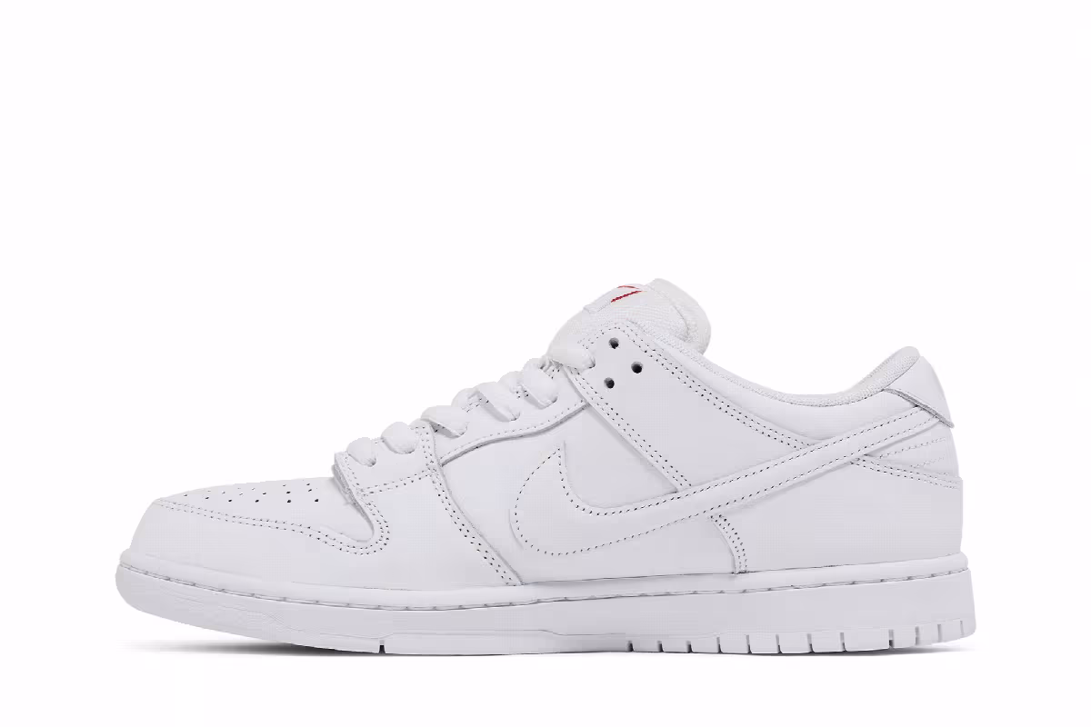 Nike Men's Dunk Low Pro SB Triple White, view 4