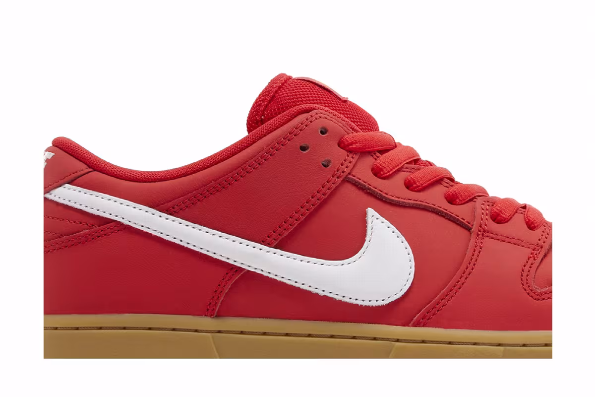 Nike Dunk Low Pro SB University Red Gum, view 3