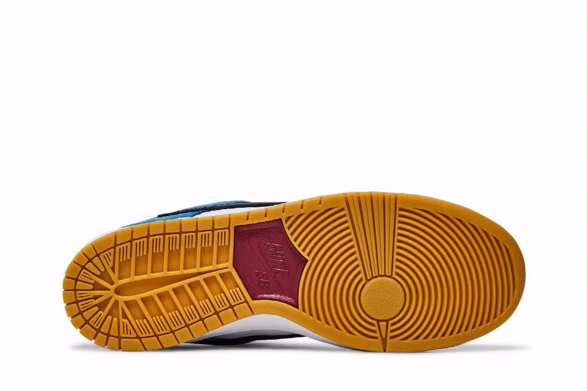 Parra x Nike Dunk Low SB Friends & Family, view 5