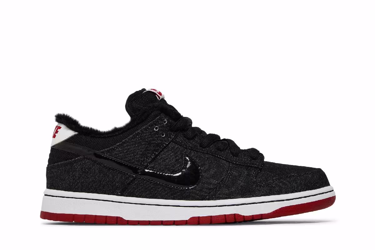Nike Dunk Low Premium SB Larry Perkins, view 2