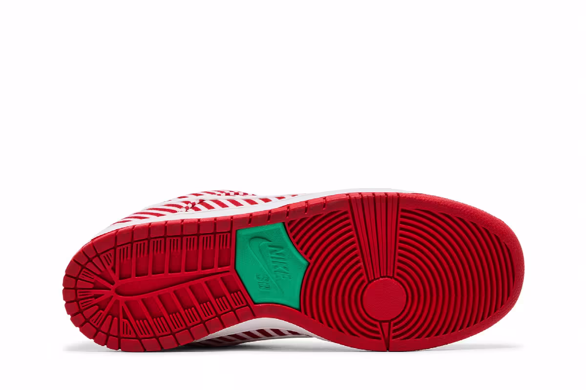 Nike SB Dunk Low Candy Cane, view 5