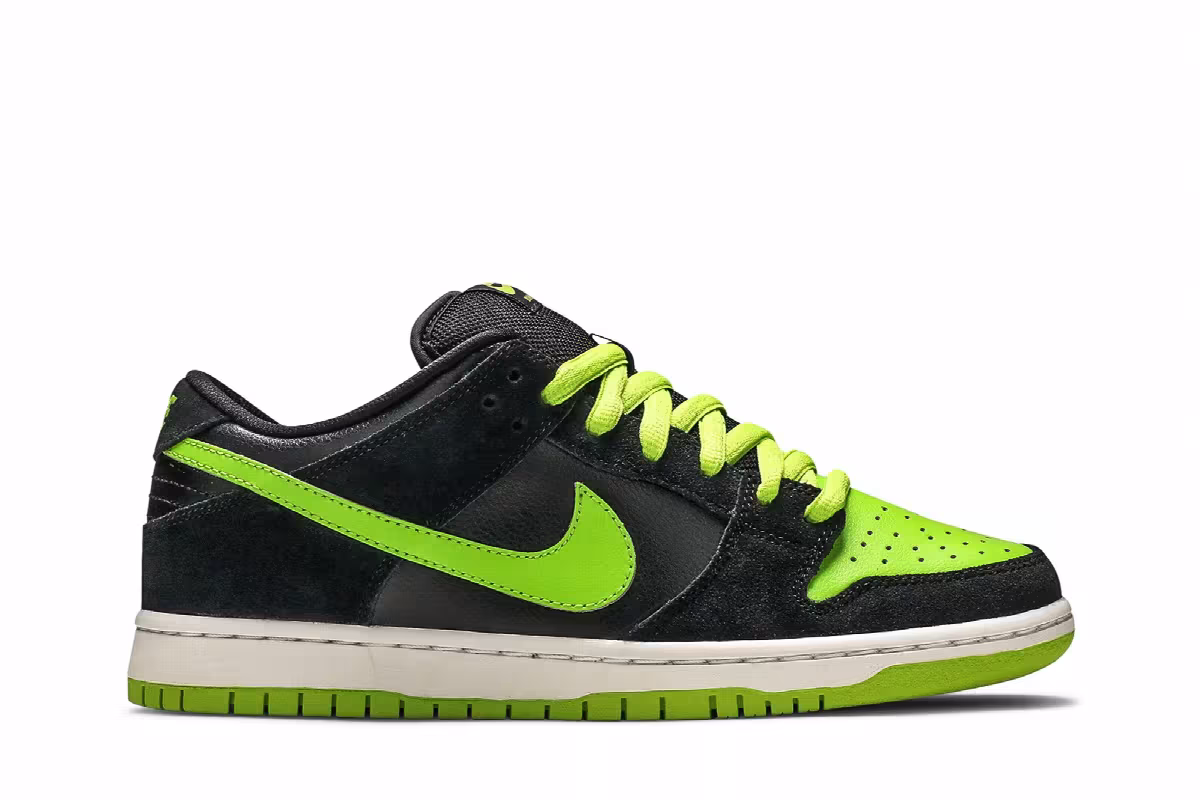 Nike Dunk Low Pro SB Neon J-Pack, view 2