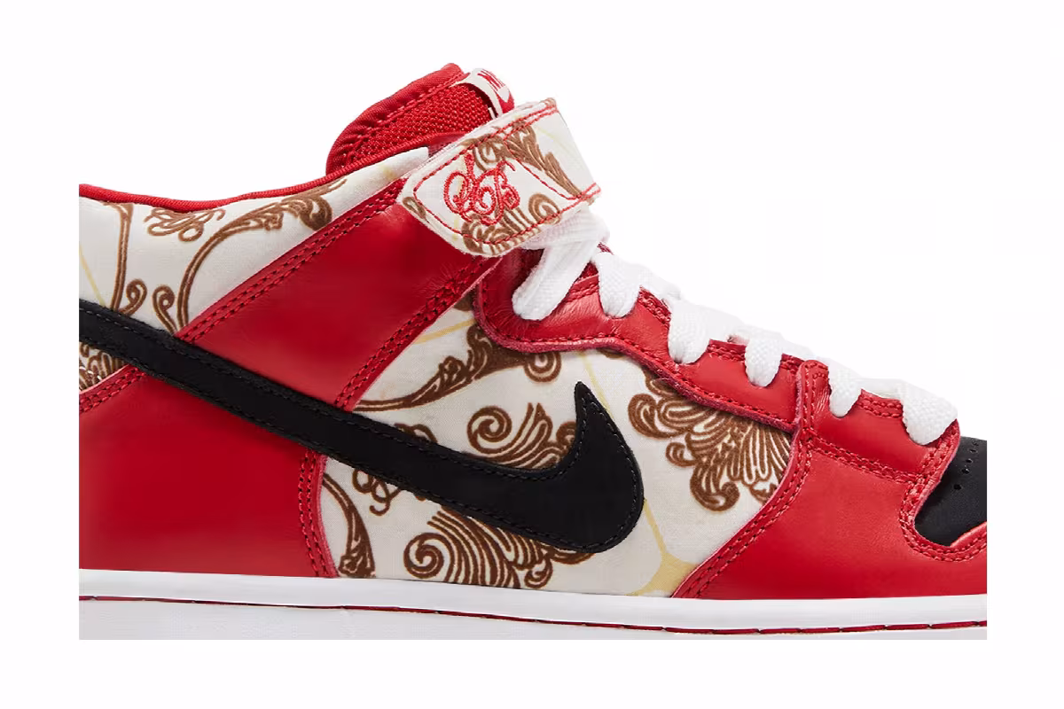 Nike Dunk Mid Premium SB, view 3