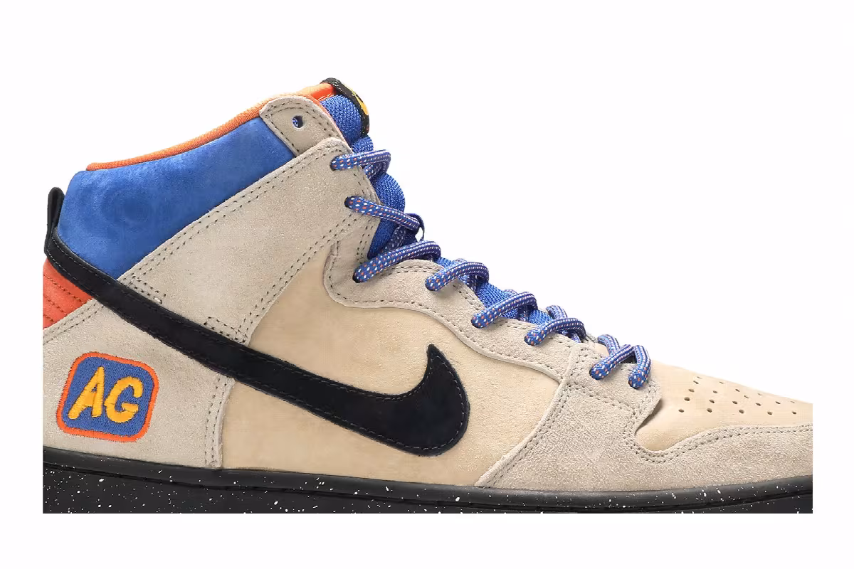 Nike Dunk High Premium SB Acapulco Gold, view 3