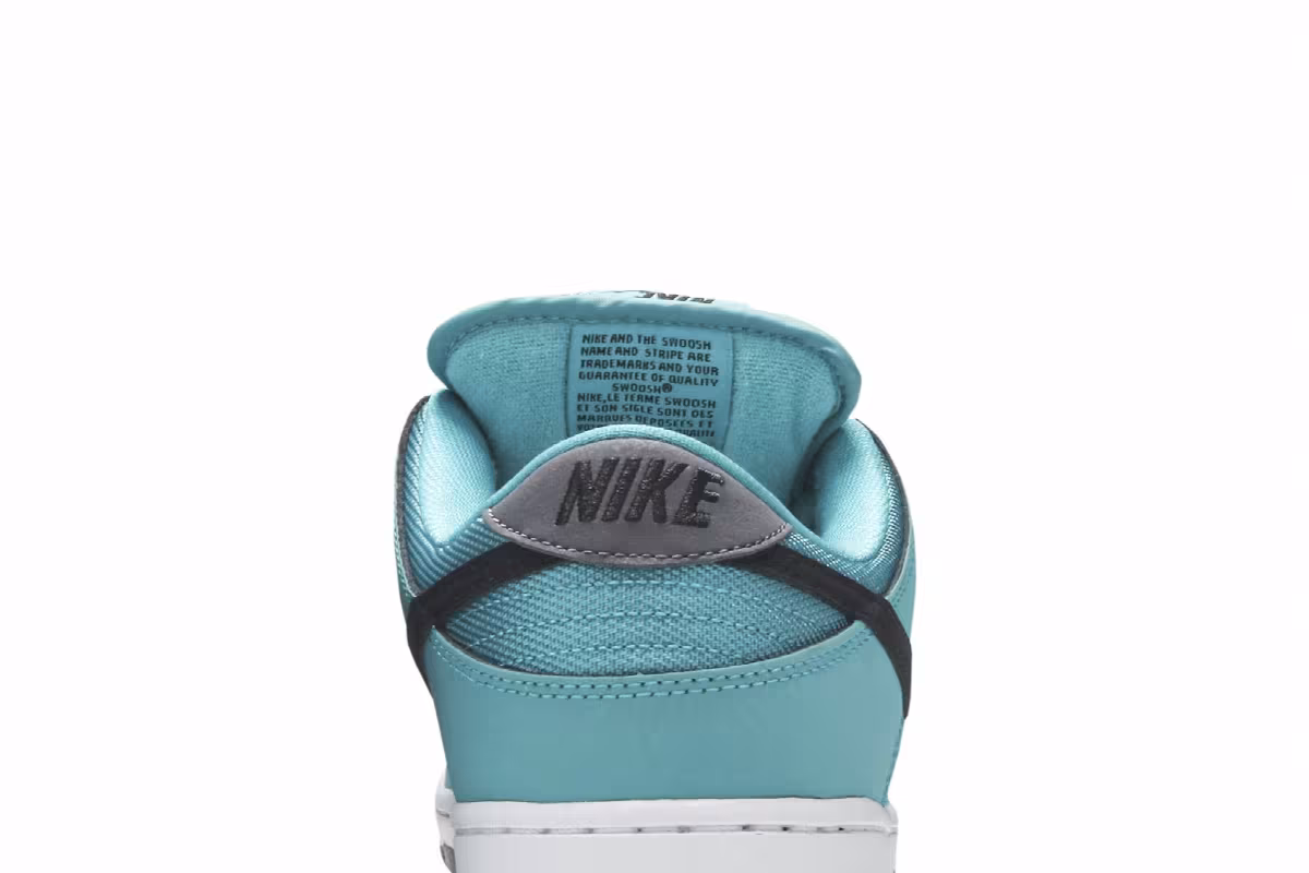 Nike SB Dunk Low Pro, view 8