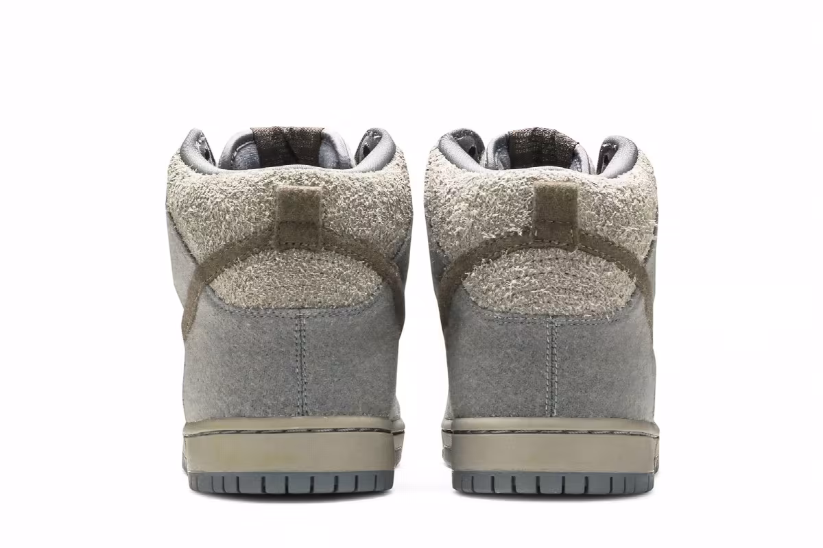 Nike Dunk High Premium SB Tauntaun, view 7