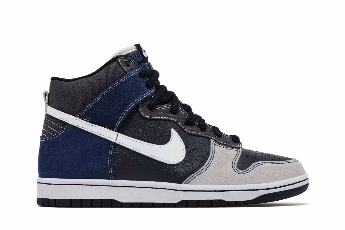 Nike Dunk High Pro SB Un-Futuras, view 2