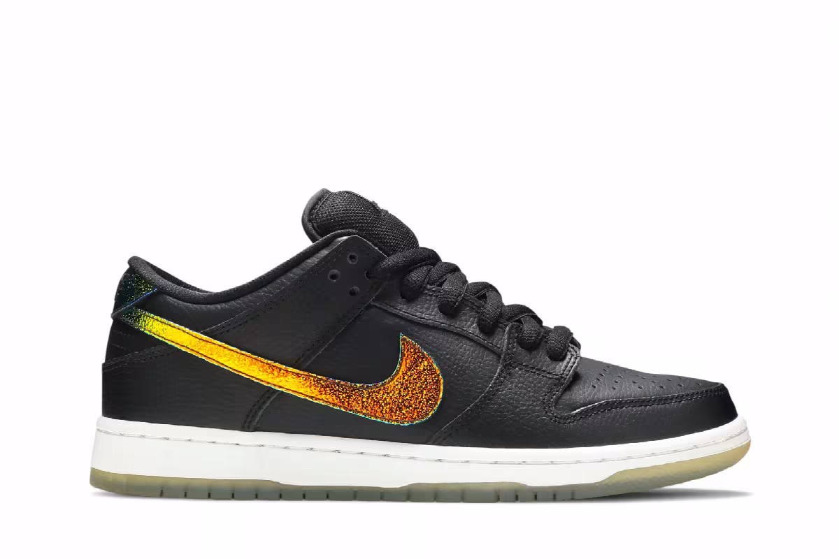 Nike SB Dunk Low Pro Sparkle, view 2