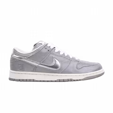 Medicom Toy x Nike Dunk Low Pro SB 'Medicom 3'
