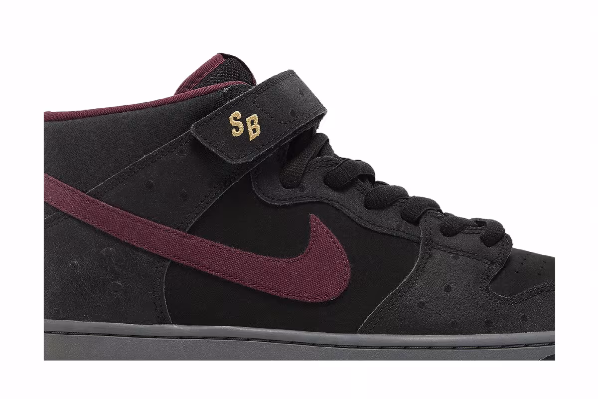 Nike Dunk Mid Pro Sb, view 3