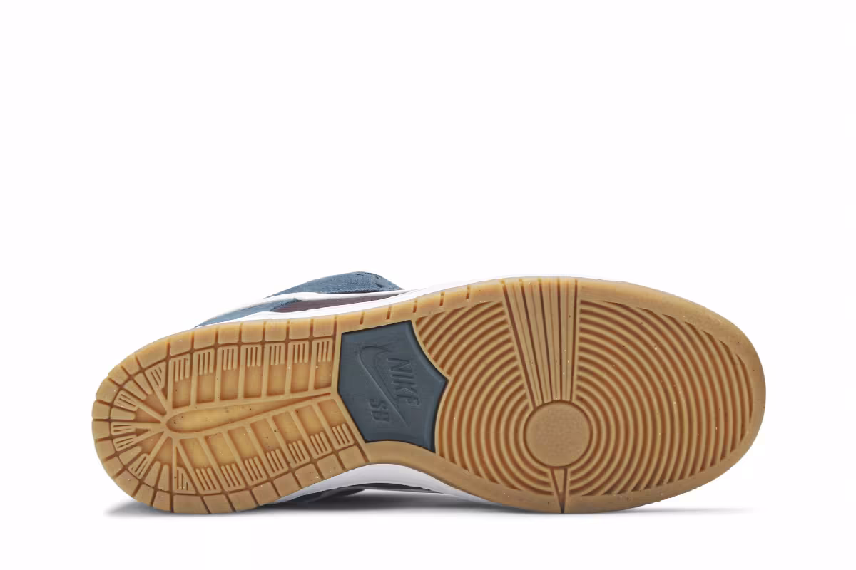 Nike Dunk Low Pro SB, view 5