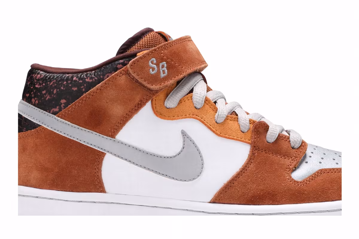 Nike Dunk Mid Pro SB Fender Bass, view 3
