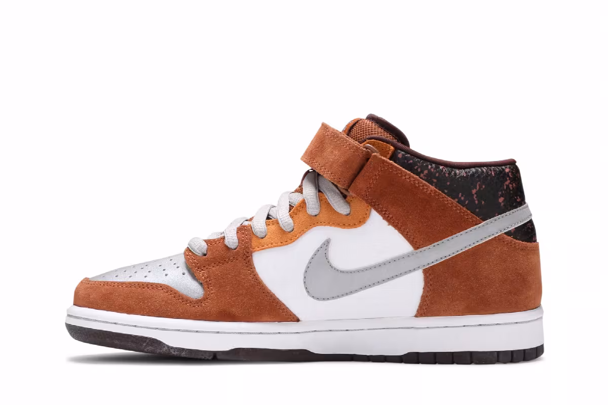 Nike Dunk Mid Pro SB Fender Bass, view 4