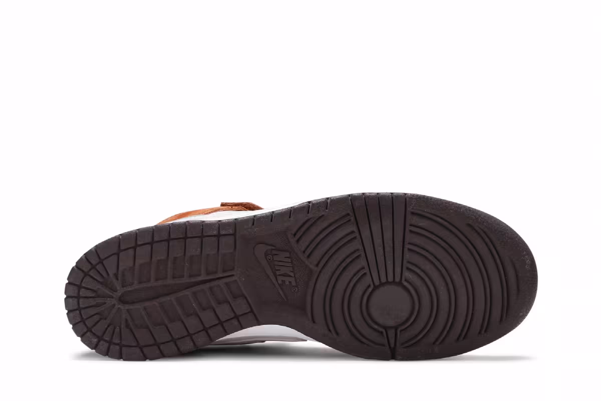 Nike Dunk Mid Pro SB Fender Bass, view 5