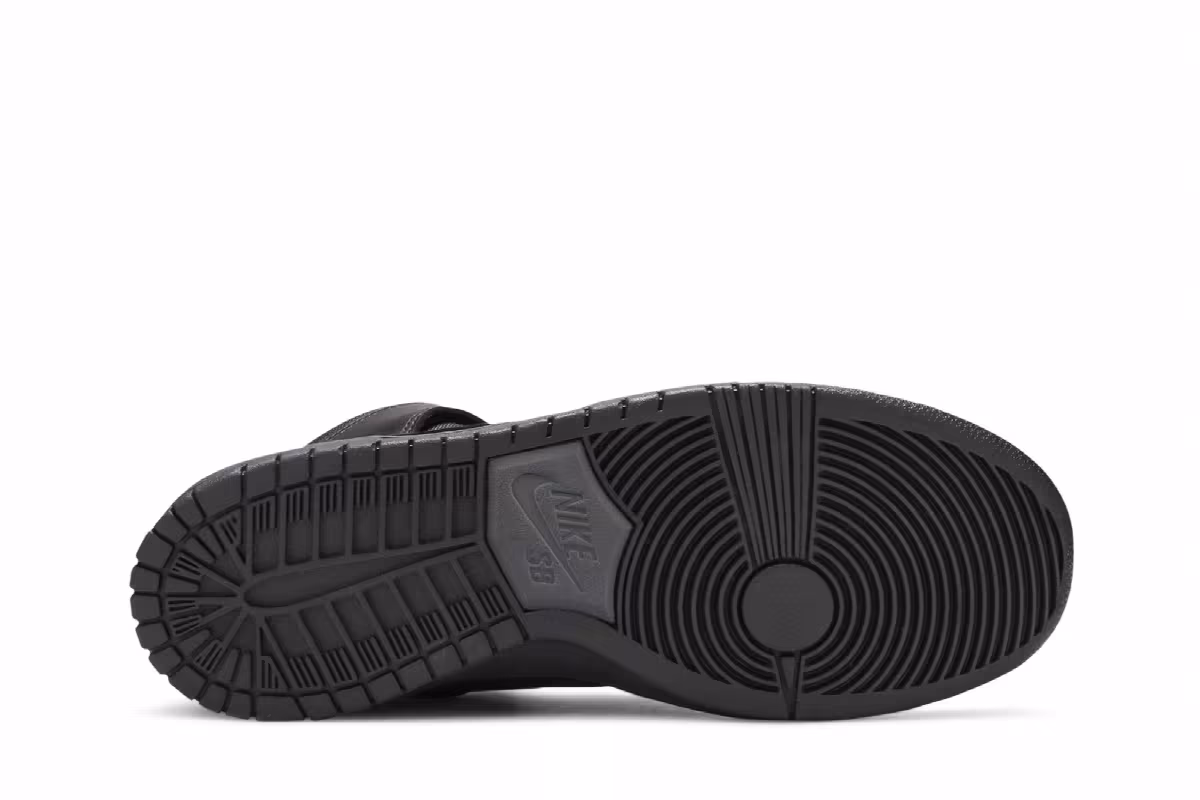Nike SB Zoom Dunk High Pro BOTA Black, view 5