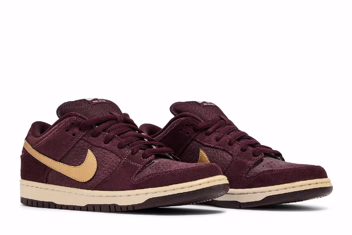Nike Dunk Low Pro SB UK Passport, view 9