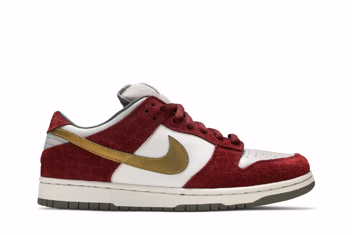 Nike Dunk Low Pro SB Shanghai, view 2