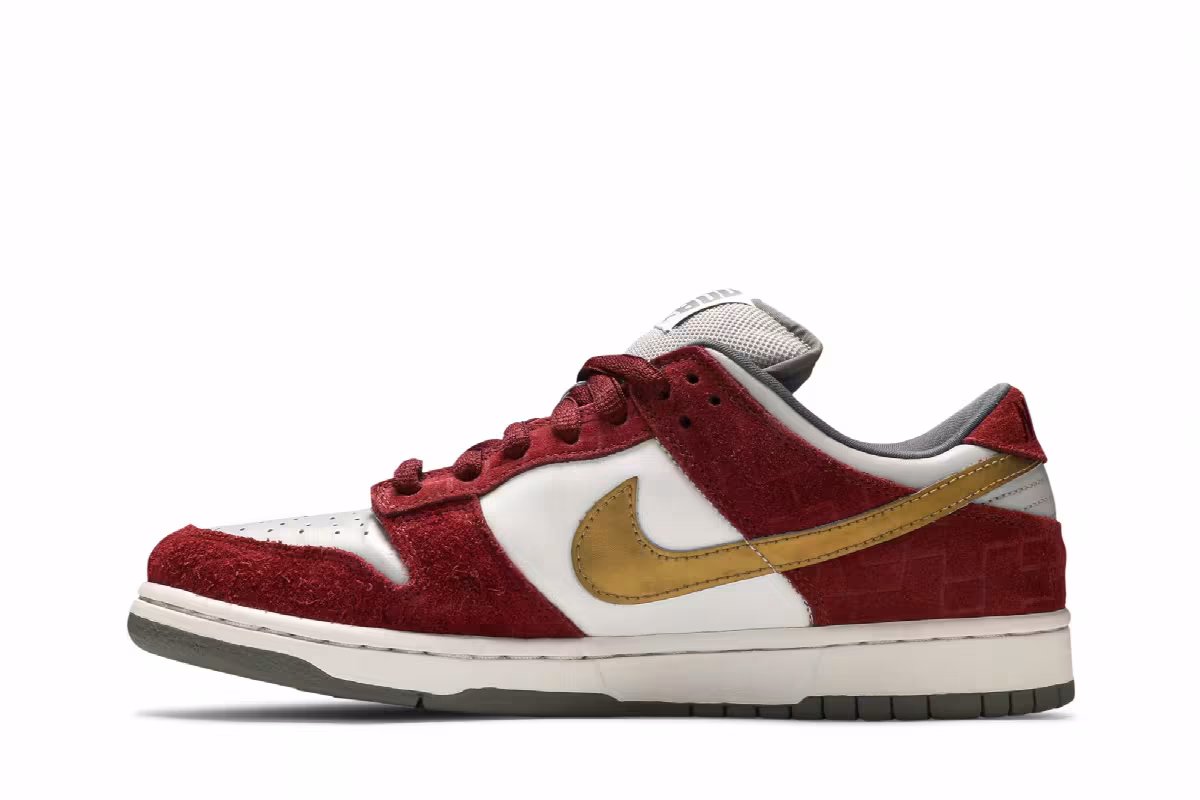 Nike Dunk Low Pro SB Shanghai, view 4