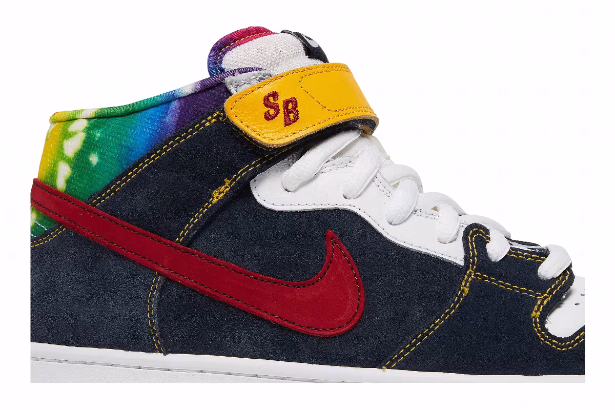 Nike Dunk Mid Pro SB Tie Dye, view 3