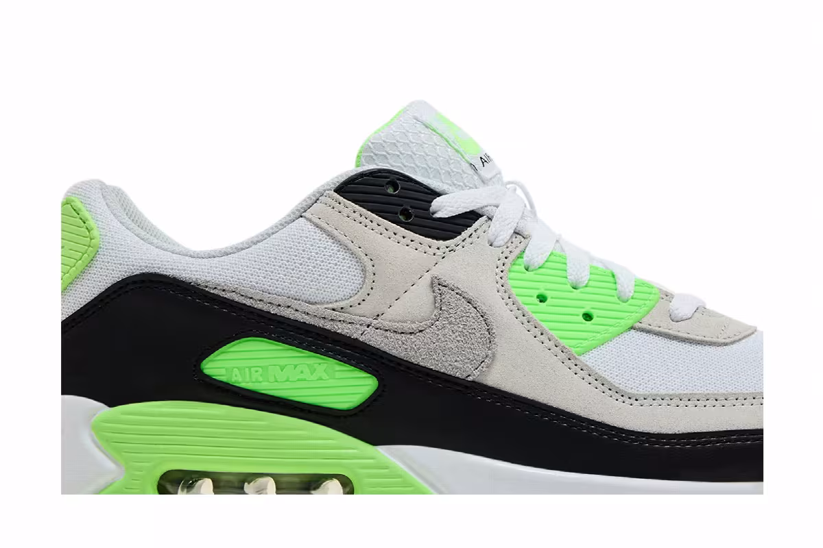 Nike Air Max 90 Vapor Green, view 3