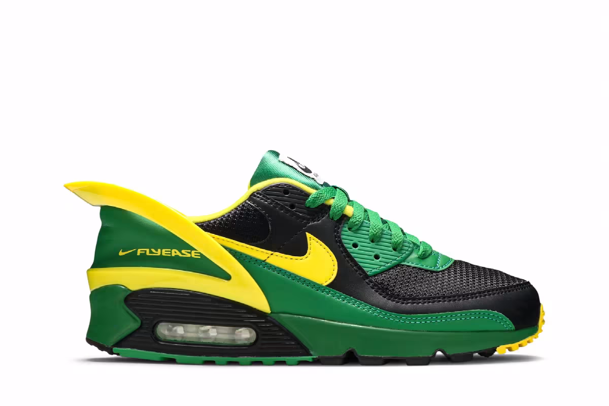 Nike Air Max 90 FlyEase Oregon Ducks, view 2