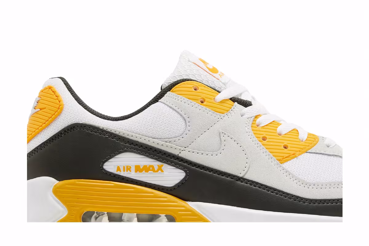 Nike Air Max 90 University Gold, view 3