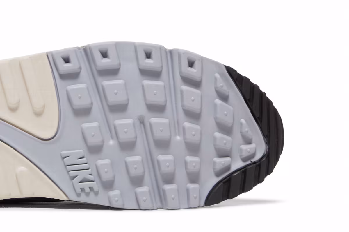 Nike Women's Air Max 90 Futura Wolf Grey, view 6