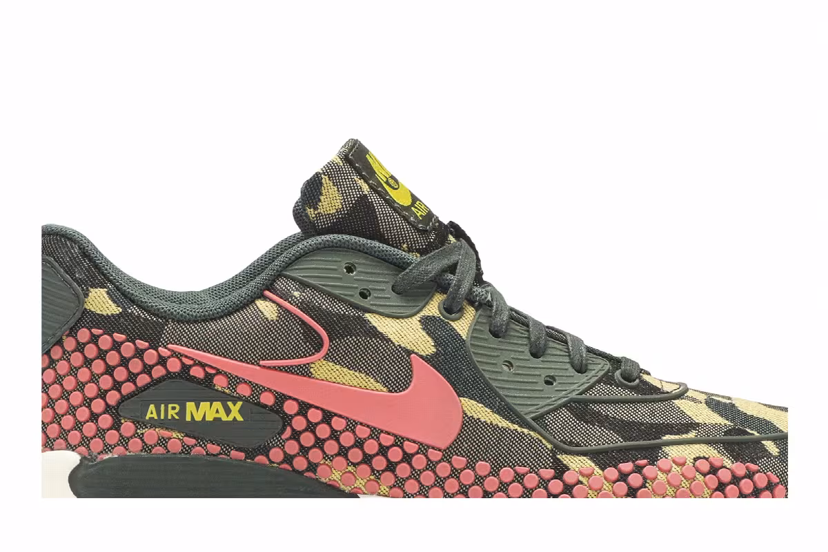 Nike Women's Air Max 90 JCRD PRM Desert Camo, view 3