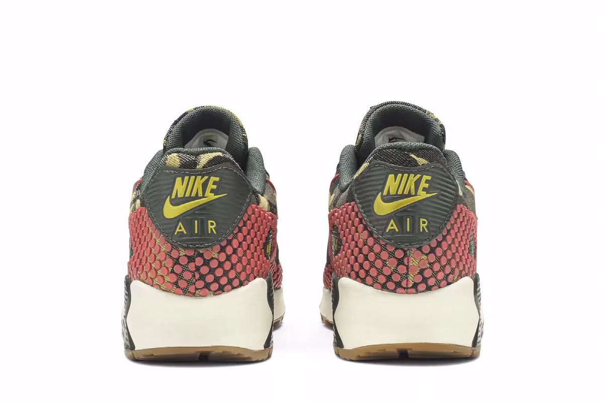 Nike Women's Air Max 90 JCRD PRM Desert Camo, view 7