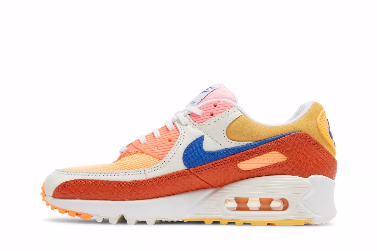 Nike Women's Air Max 90 Campfire Orange, view 4
