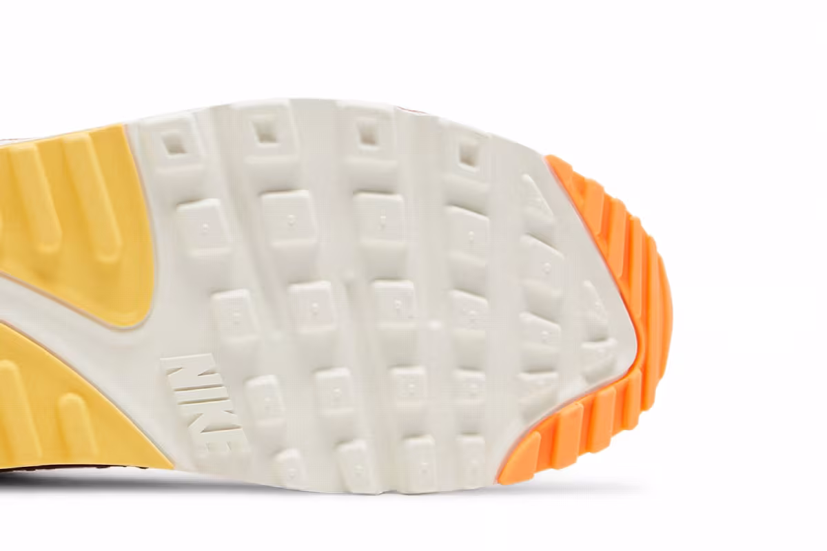 Nike Women's Air Max 90 Campfire Orange, view 6