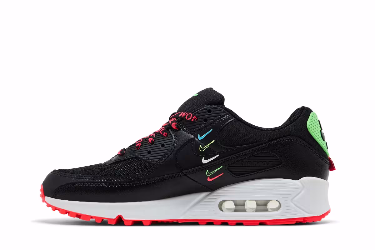 Nike Women's Air Max 90 SE Worldwide Pack - Black Flash, view 4