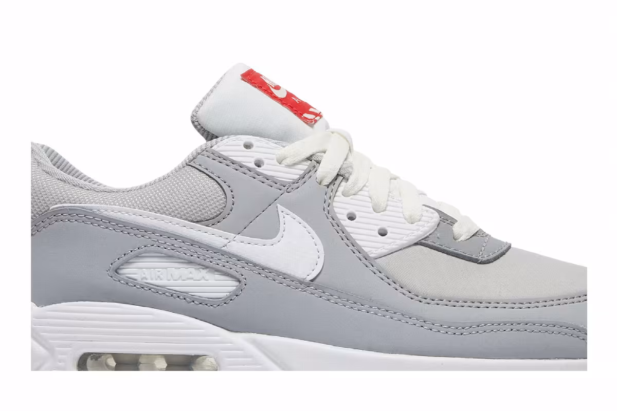 Nike Women's Air Max 90 Light Smoke Grey, view 3