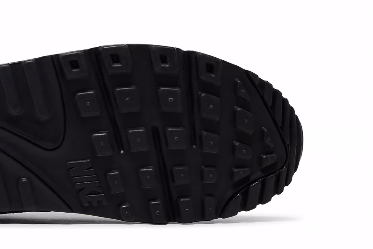 Nike Women's Air Max 90 Black, view 6