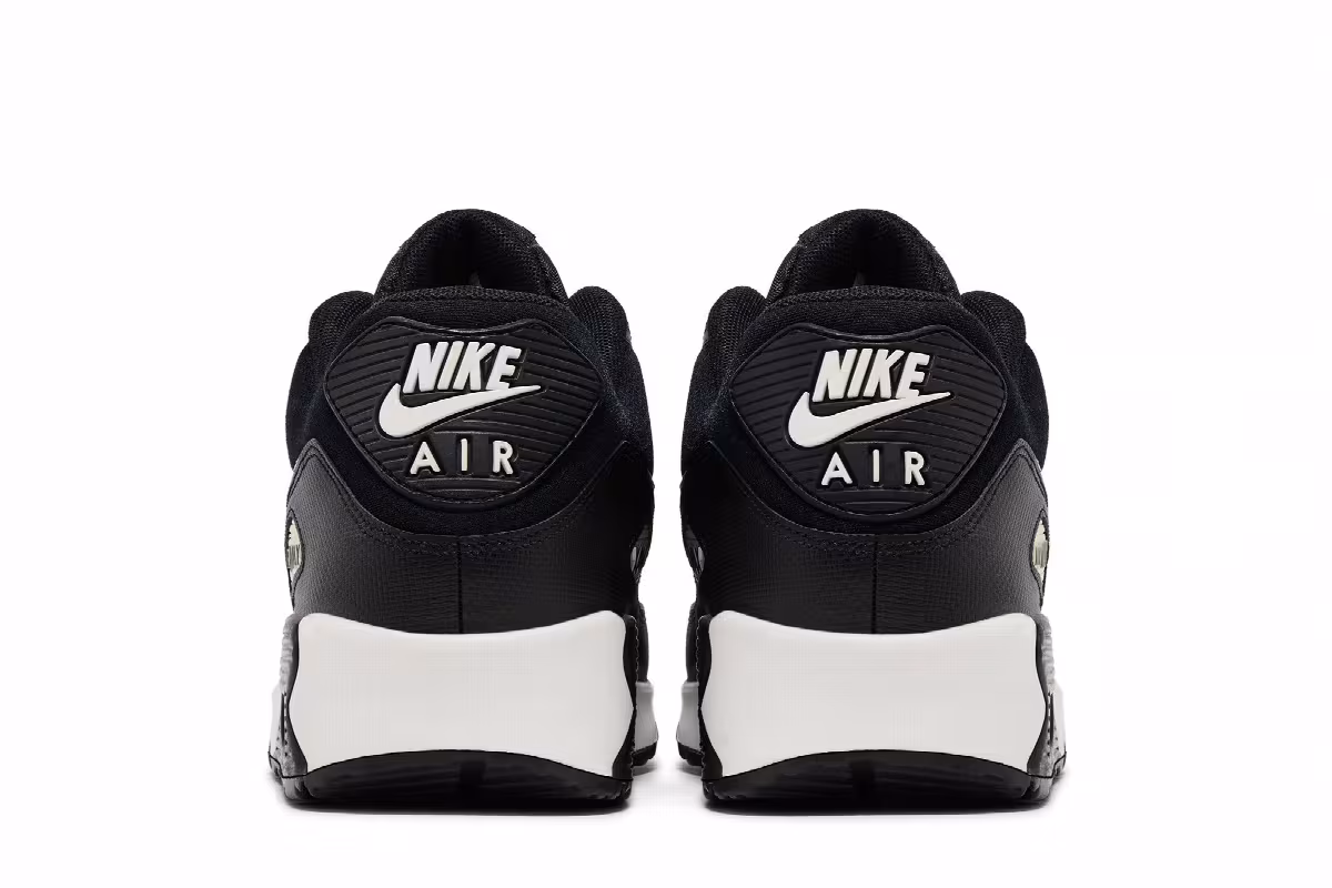 Nike Women's Air Max 90 Black, view 7
