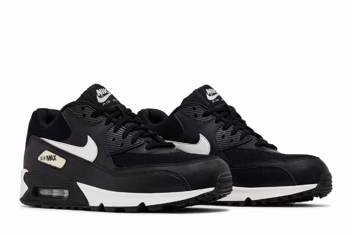 Nike Women's Air Max 90 Black, view 9