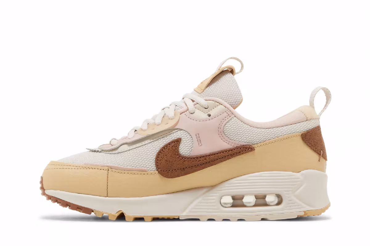 Nike Women's Air Max 90 Futura Neapolitan, view 4