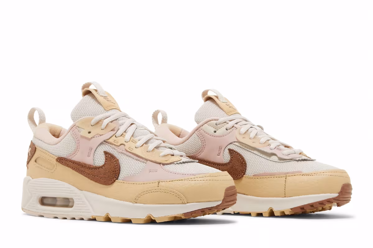 Nike Women's Air Max 90 Futura Neapolitan, view 9