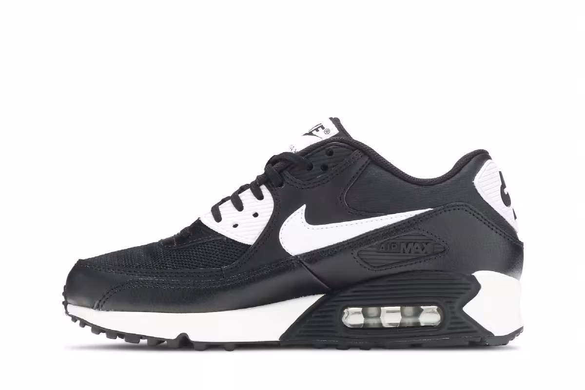 Nike Women's Air Max 90 Essential Metallic Silver, view 4